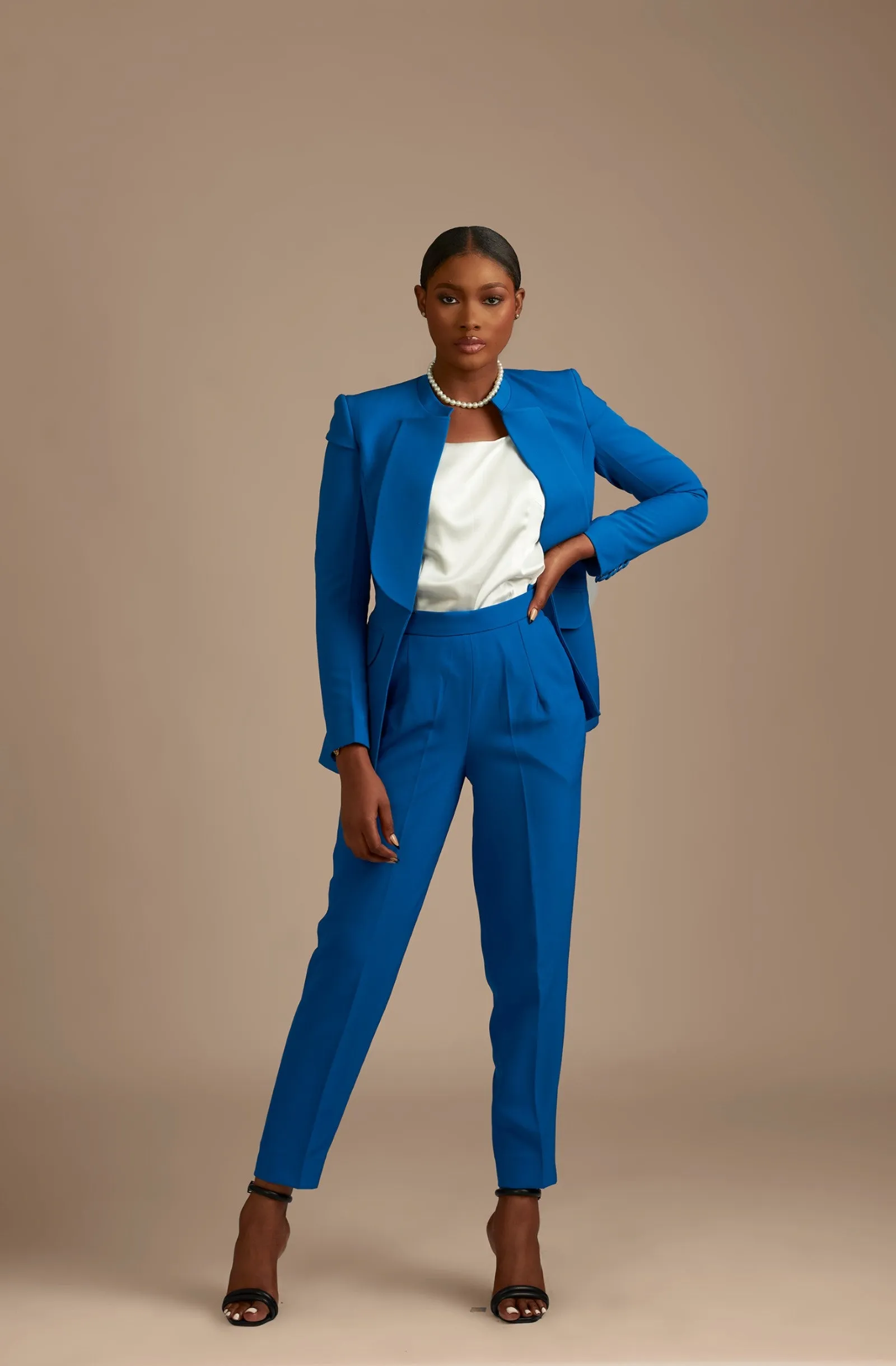 Mimmi Kasu Cap Sleeve Suit Set